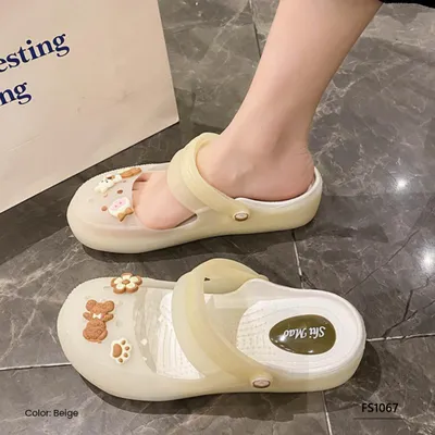 Soft Lily Female Slipper
