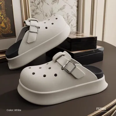 Lazy Luxe Female Slipper