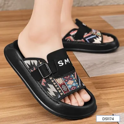 ICONIC PRESTIGE OUTDOOR SANDALS