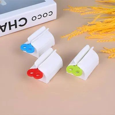 Rolling Tube Toothpaste Squeezer (1 Pc)