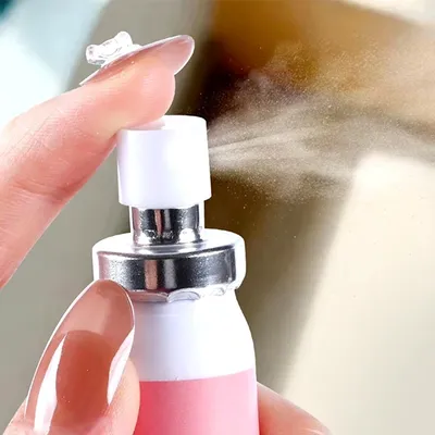 Fruit Flavor Fresh Oral Mouth Spray (1 Pc)