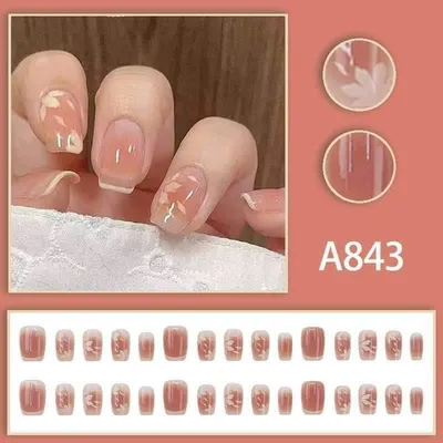 1 Set False Nails Set (24 Pcs)