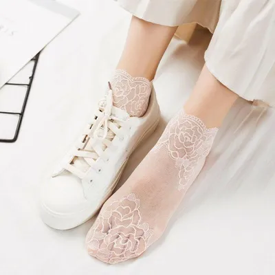 Fashionable Women Foot Wear Stylish Socks 