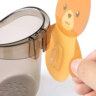 1 Pc Wall Mounted Bear Shaped Toothbrush Holder 