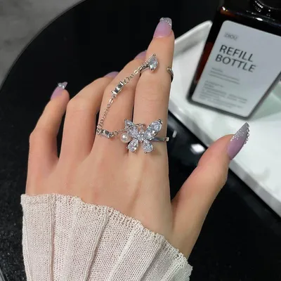 Sparkling Butterfly Chain Double Finger Ring 