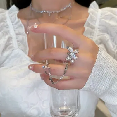 Sparkling Butterfly Chain Double Finger Ring 