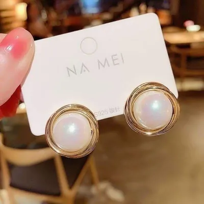 Pink Pretty Round Stud earrings