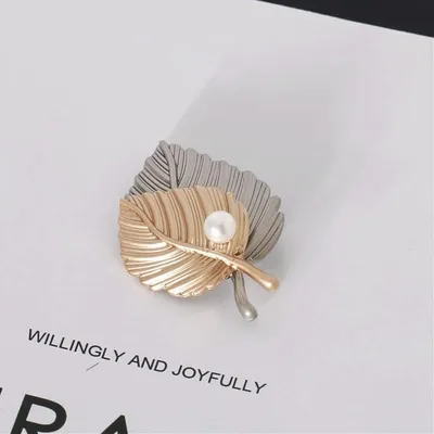 Maple Shape Faux Pearl Vintage Hijab Brooch