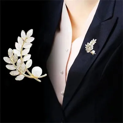 Pearl Crystal Leaf Korean Luxury Brooch