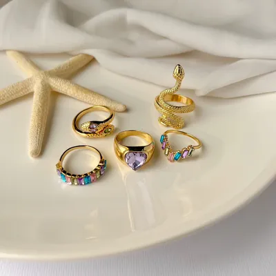 Luxury Crystal Stone Snake Decor Fashion Ring Set (5 pcs)