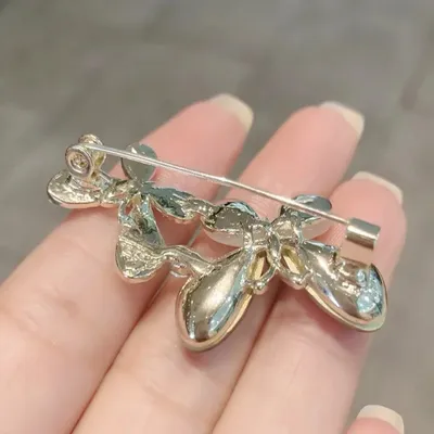 Double Butterfly Stone Design Hijab Brooch 