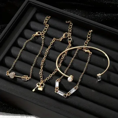 Charming Lock Key Pendant Love Bracelet Set (4 pcs)