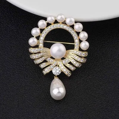 Fashion Rhinestone Pearl Round Brooch
