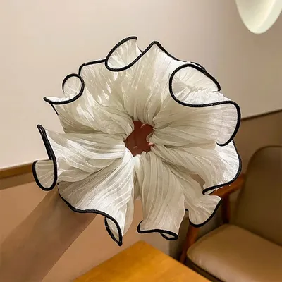 Fashionable Princess Style Sweet Scrunchies Hair Band (2 Pc)