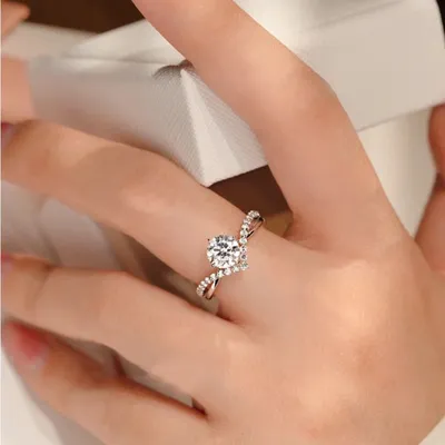 Dazzling Cubic Zirconia Couple Finger Ring (2 Pc)