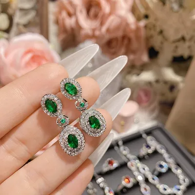 Trendy Deep Green Crystal Necklace Set