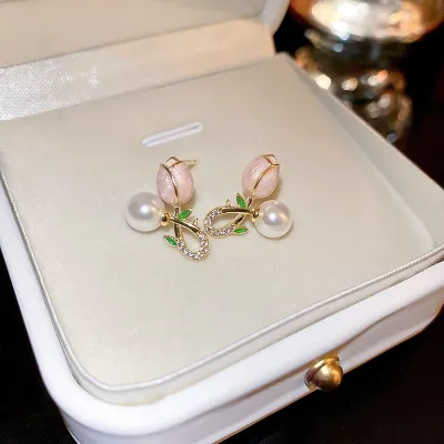 Korean Pink Tulip Pearl Stud Earrings 