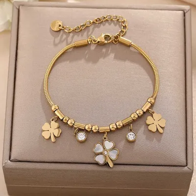 Trendy Gold Plated Heart Shaped Four Leaf Design Bracelet 