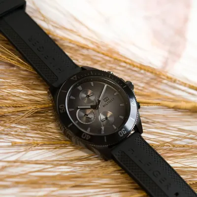 Tommy Hilfiger Larson Chronograph Gray Dial Men’s Watch