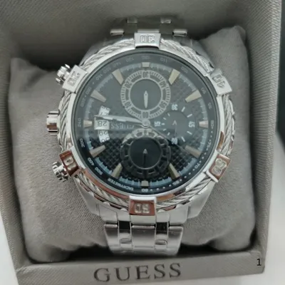 Guess Men's Stylish Stainless Steel Wristwatch