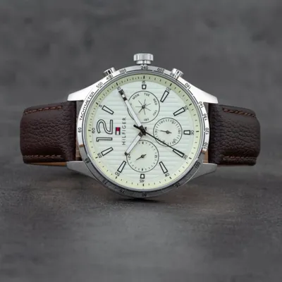 Tommy Hilfiger Men’s Quartz Leather Strap Watch