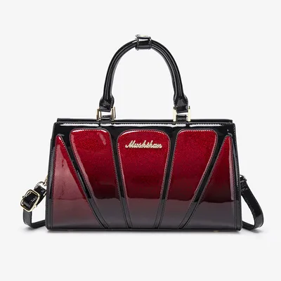 Capacious fashionable one-shoulder bag