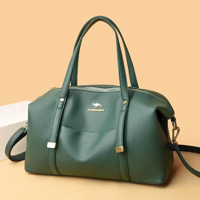 Large capacity shoulder bag HB46369