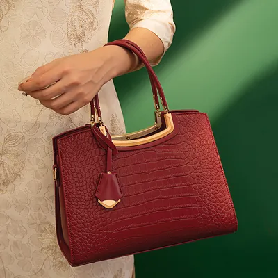 Elegant party handbag 
