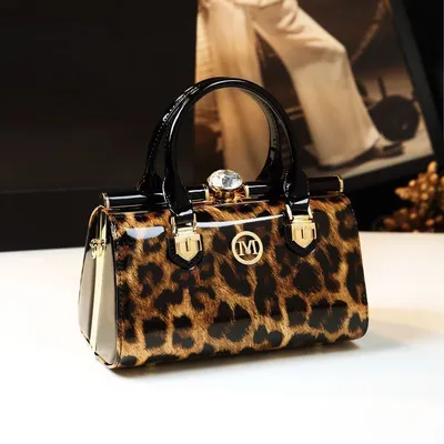 Simple & Chic Genuine Leather Handbag