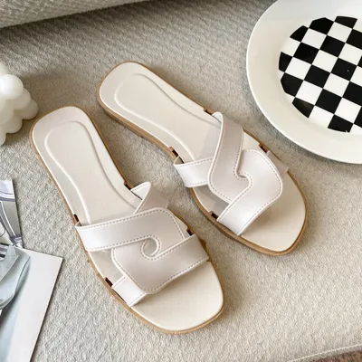 Korean Style Women’s Fashion Slippers