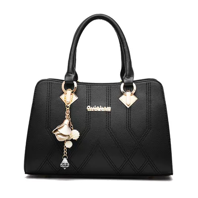 Luxury shoulder bag 