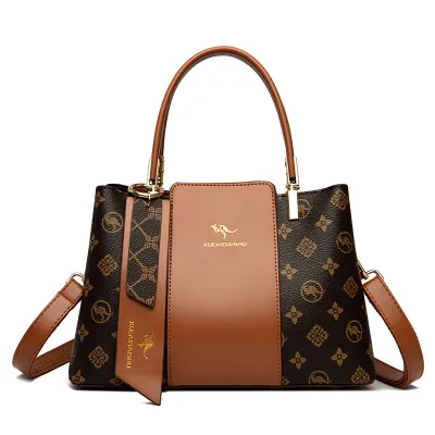 Soft Leather Shoulder Bag HB46294