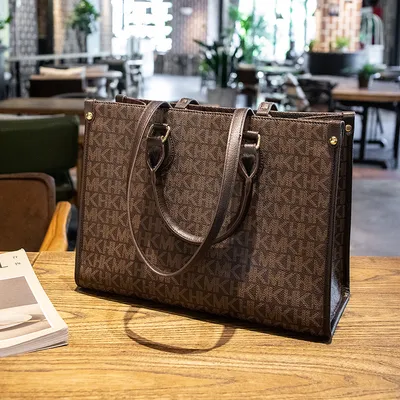 Luxury Large Capacity Tote Bag 