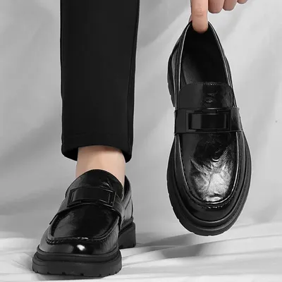 KOREAN VERSION OF MEN'S BUSINESS CASUAL LEATHER SHOES