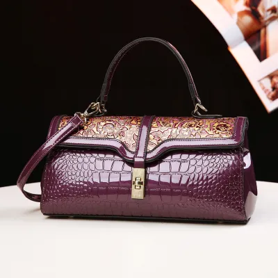 Veneta Ladies Handbags
