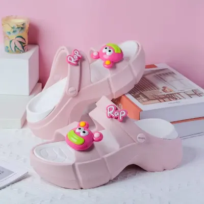 LIGHTWEIGHT CASUAL FLAT SANDALS