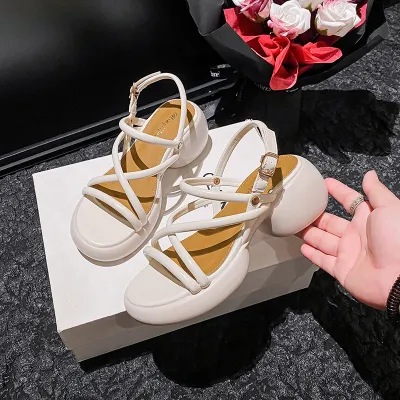 NEW SUMMER BEACH CASUAL SHOES