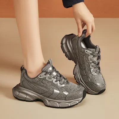 RUNNING SHOES FOR WOMEN