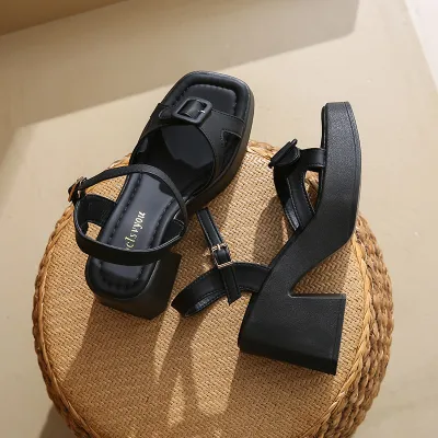 NEW STYLE SUMMER SANDALS 