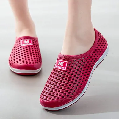 WOMEN OUTDOOR SANDALS