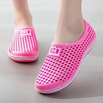 WOMEN OUTDOOR SANDALS