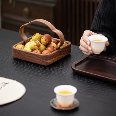 Walnut Creative Snack Plate
