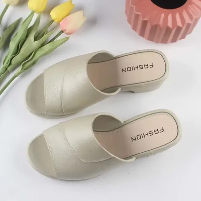 Retro Women's Outdoor Slippers