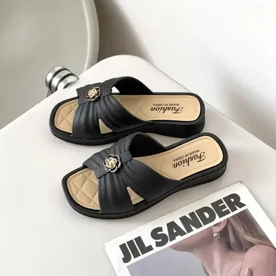 Haili Shark Slippers 