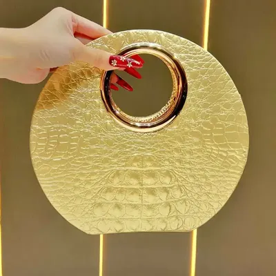 Pleated Shiny Dinner Handbag 