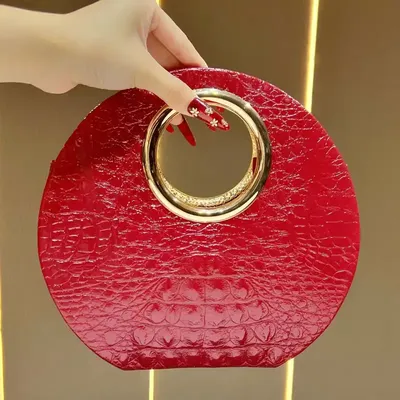 Pleated Shiny Dinner Handbag 