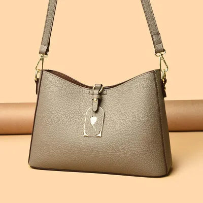 Everyday Essential Carry Bag