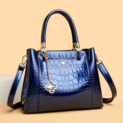 Timeless Luxe Carry Bag