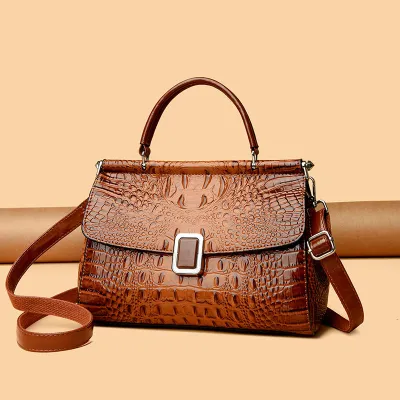 Elegant Glow Leather Shoulder Bag