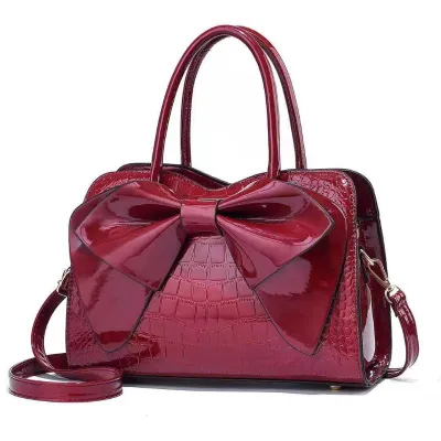 Urban Trend Signature Carry Purse
